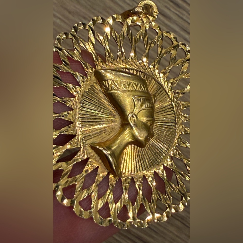 vintage 14k Egyptian pharaoh pendant - Picture 5 of 9
